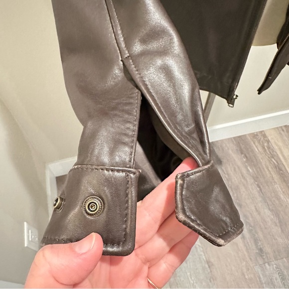 SOLD - DARK BROWN LEATHER BOMBER JACKET COAT - BUTTER SOFT - EUC! - Picture 16 of 16